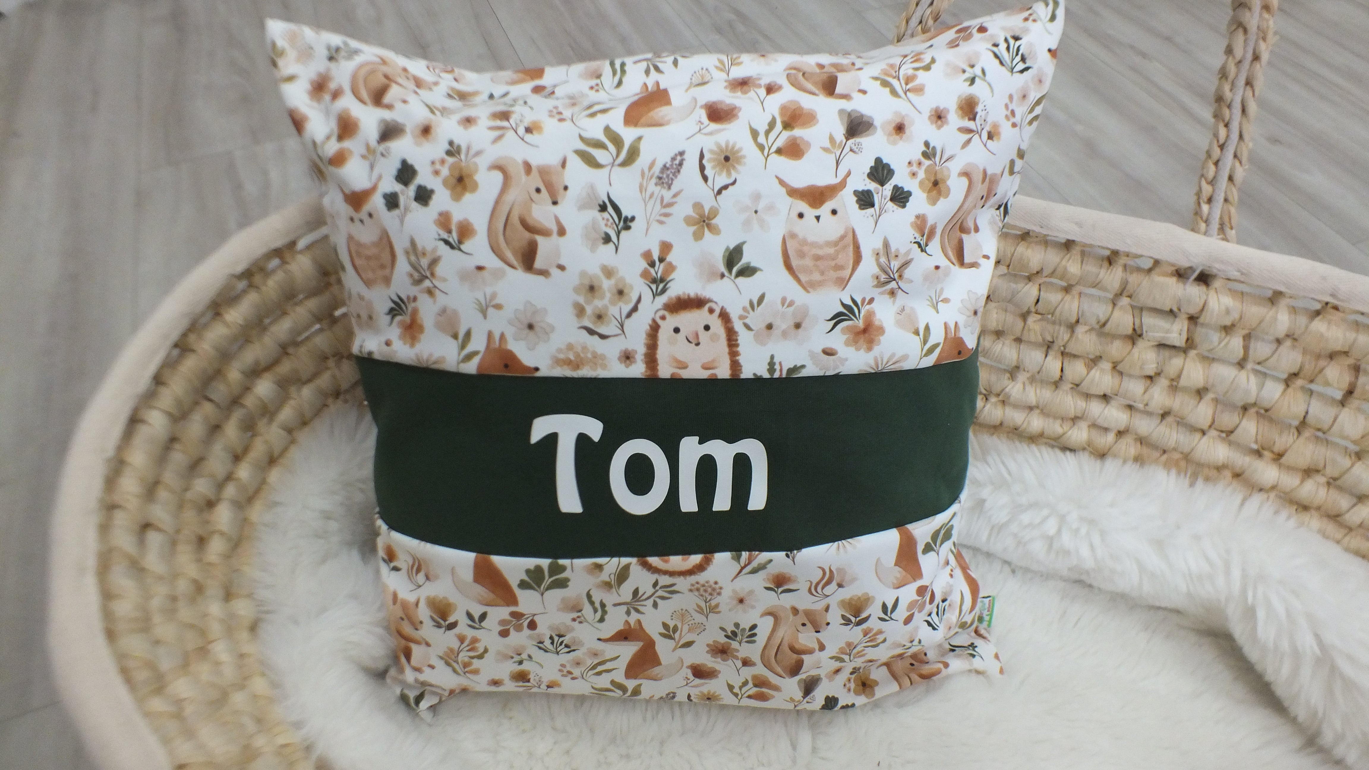 Kissen mit Namen Waldfreunde beige
