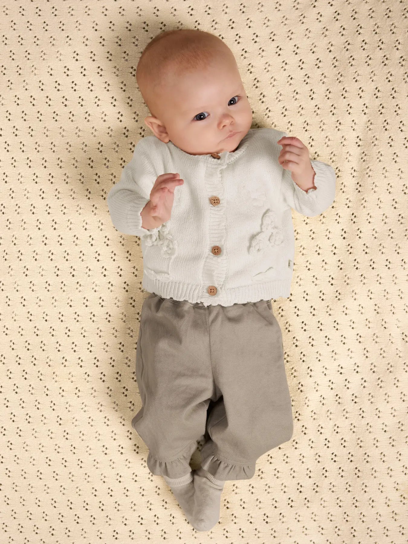 Lil' Atelier Strickjacke Blumen coconut milk