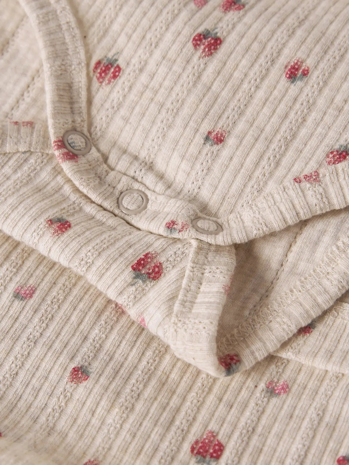 Name it kurzarm Rib Body-Kleid Erdbeerchen beige