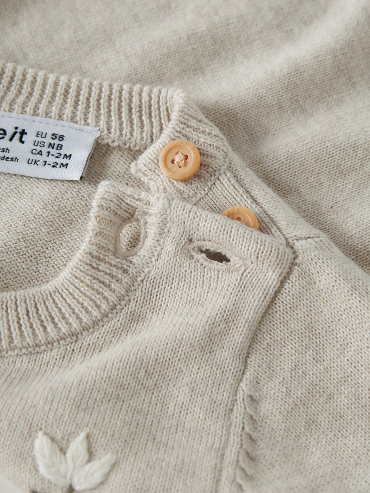Name it Strickpullver Blumen beige