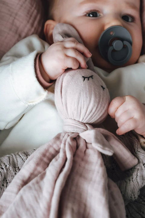 Kikadu Schmusetuch Hase Rose