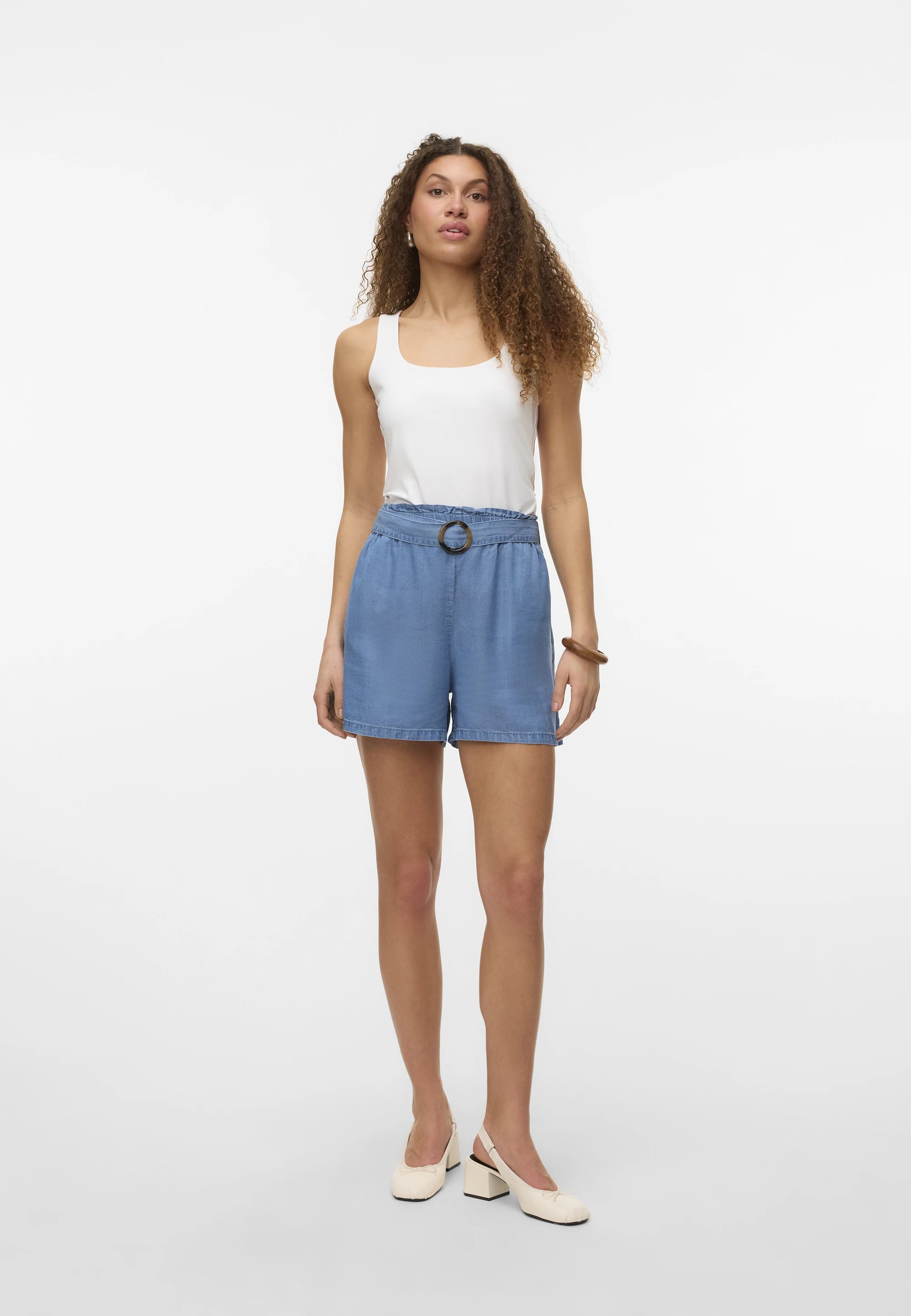 Vero Moda Tencel Shorts medium blue denim
