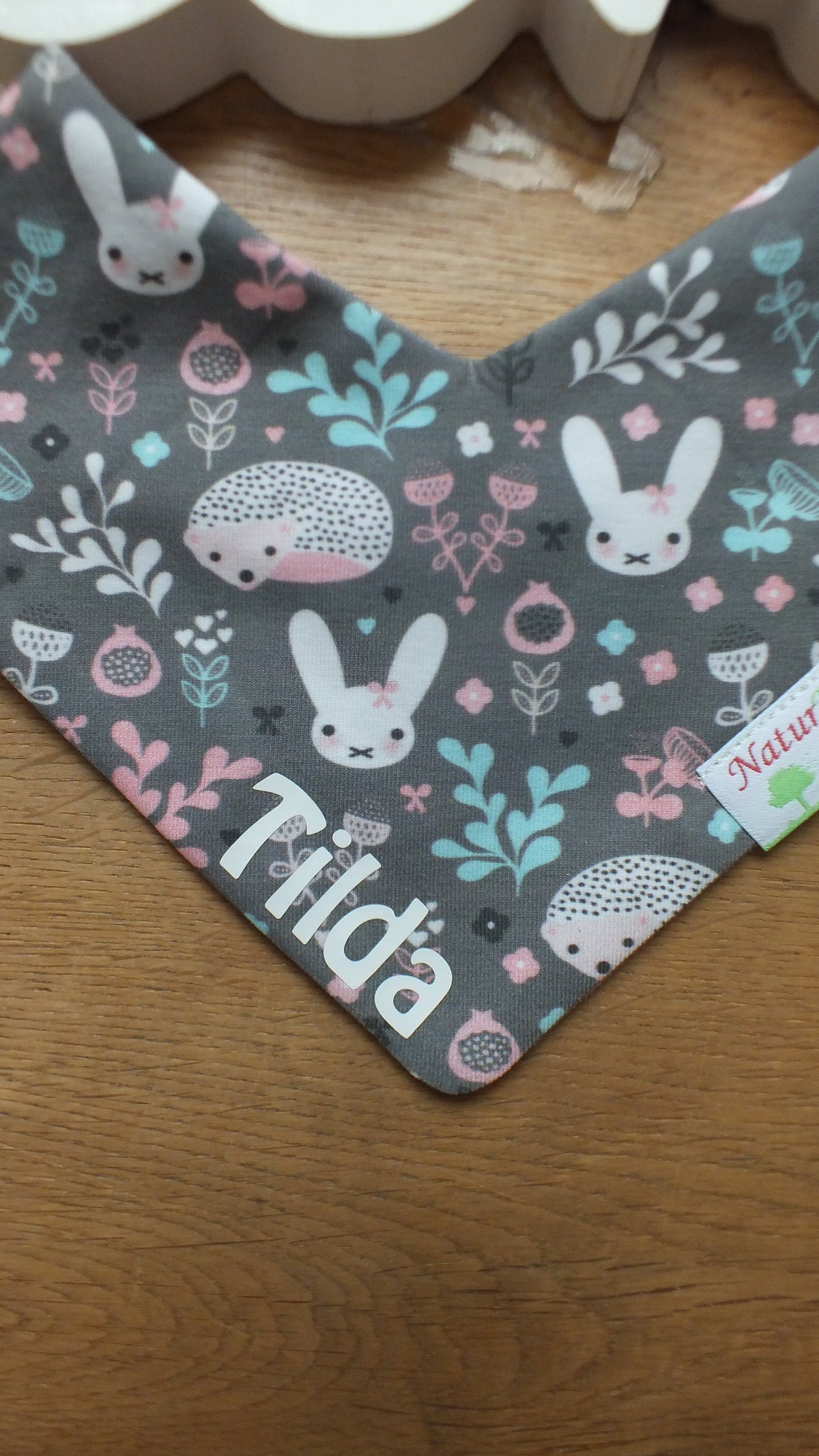 Wendehalstuch Hase & Igel mit Name, Name weiß