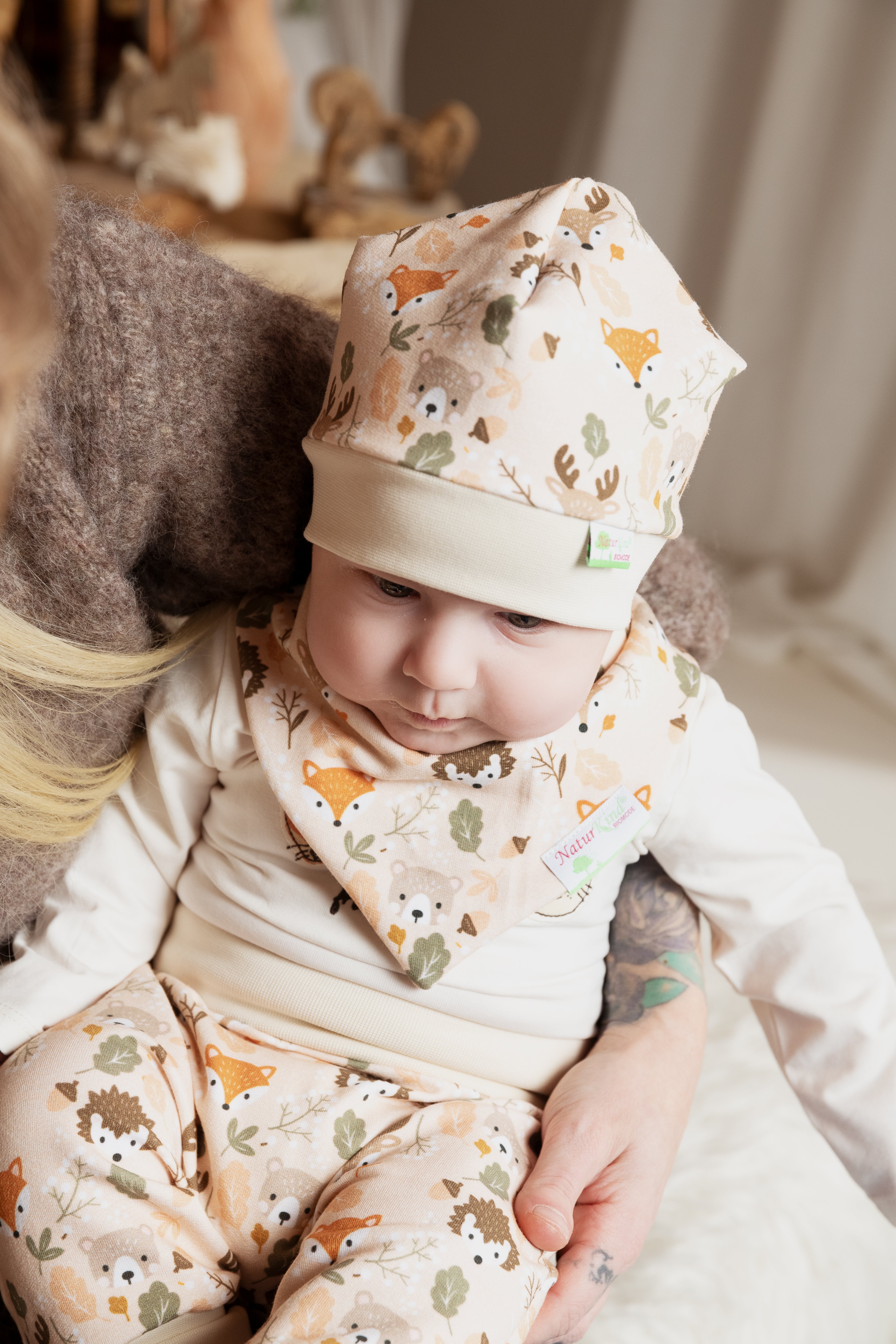 Wendehalstuch Kleine Waldfreunde mit Name, Name braun