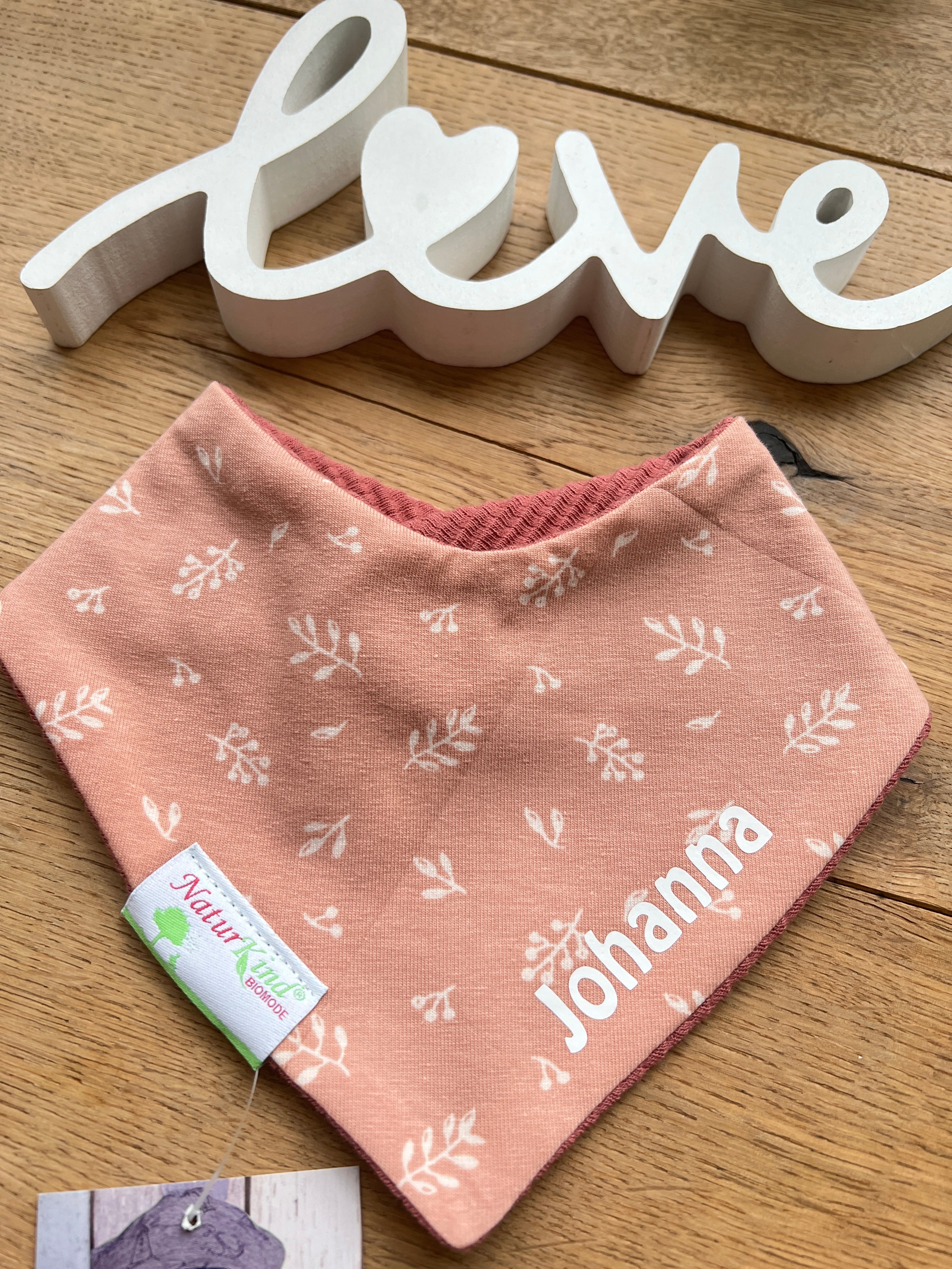 Wendehalstuch Boho Garden mit Name, Name weiß