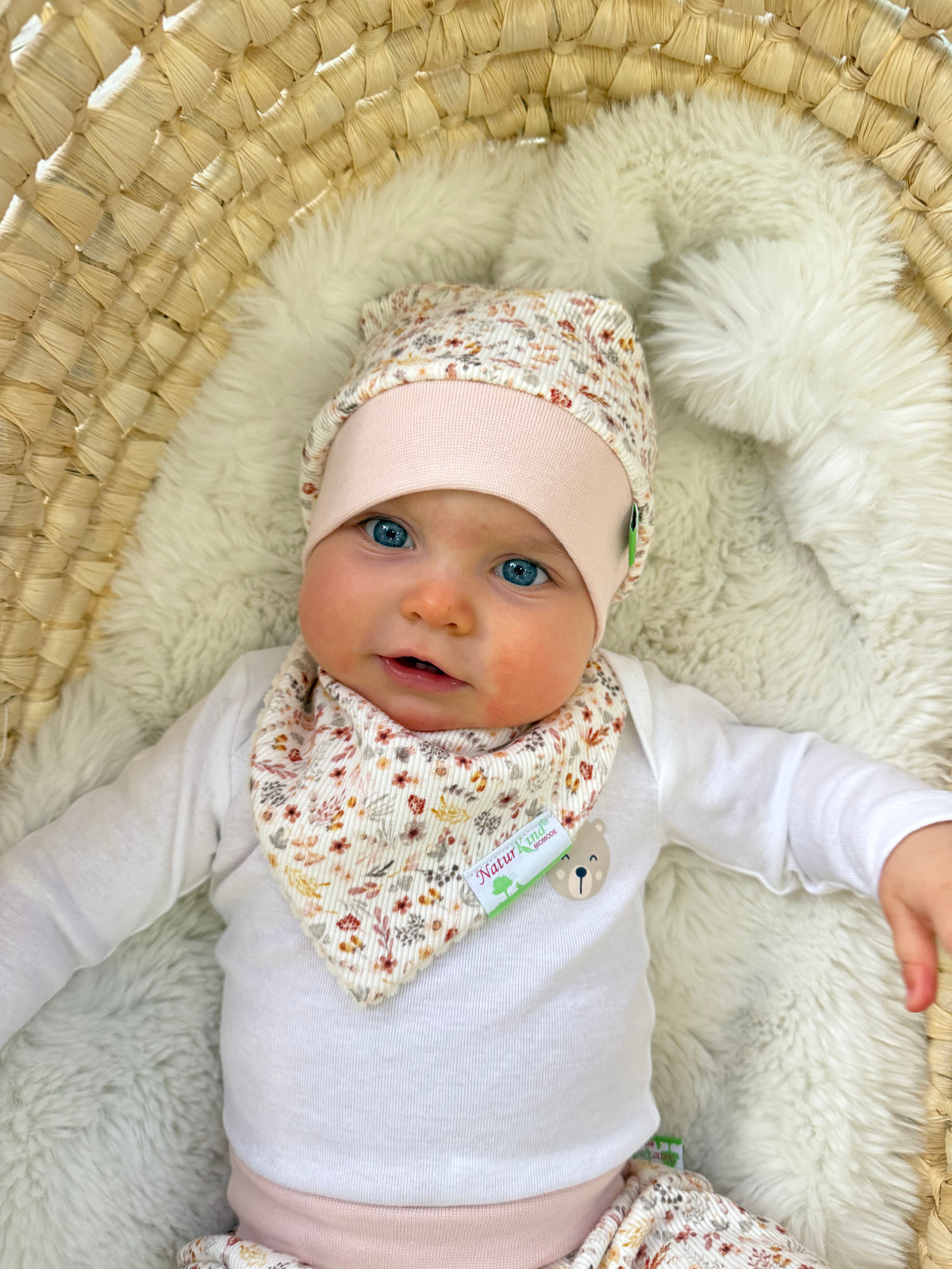 Bündchen Beanie Zauberhafte Blumenwiese
