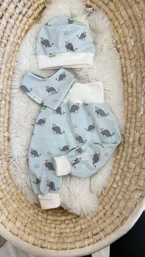 Bündchen Beanie Blumige Wale