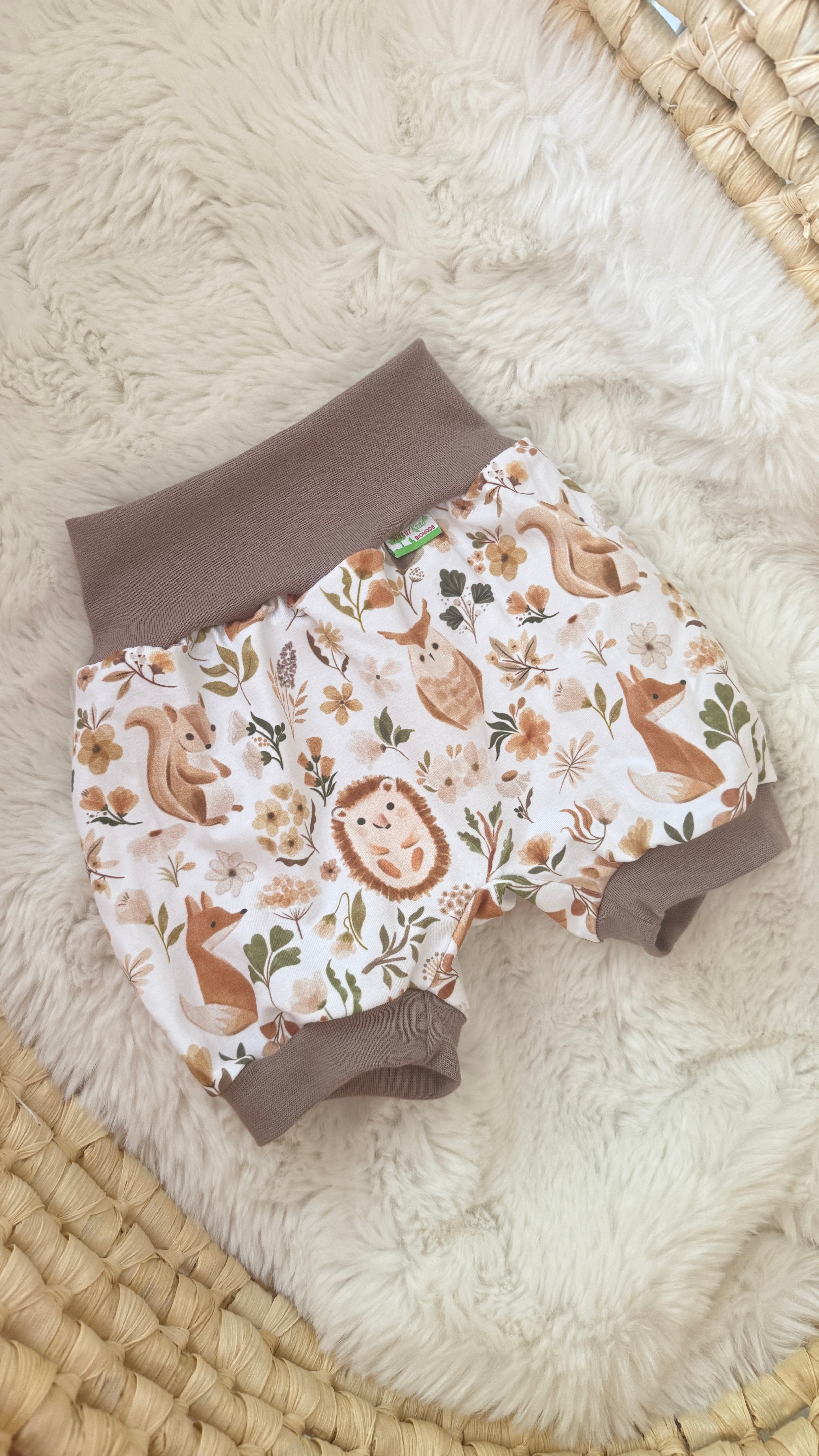 Kurze Mitwachshose Waldfreunde beige