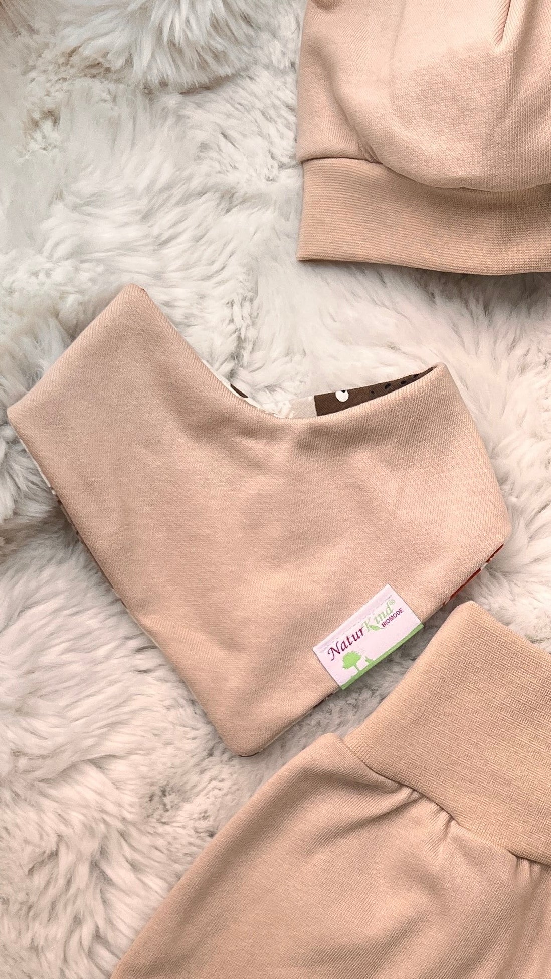 Wendehalstuch Uni beige