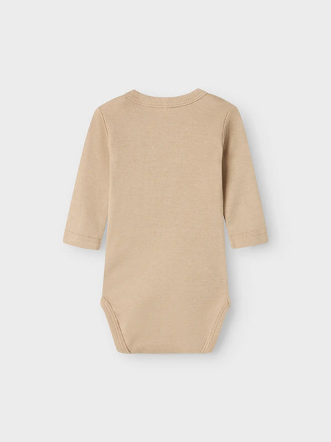 Name it Langarm Body mit Schlupausschnitt Uni teddybärbraun