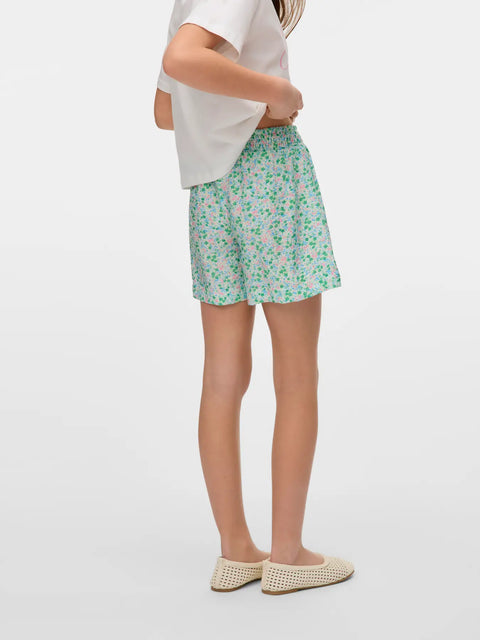 Vero Moda Girls Shorts Floral grün