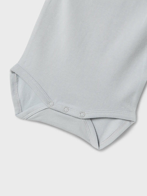 Name it kurzarm Body Elefant & Löwe pearl blue