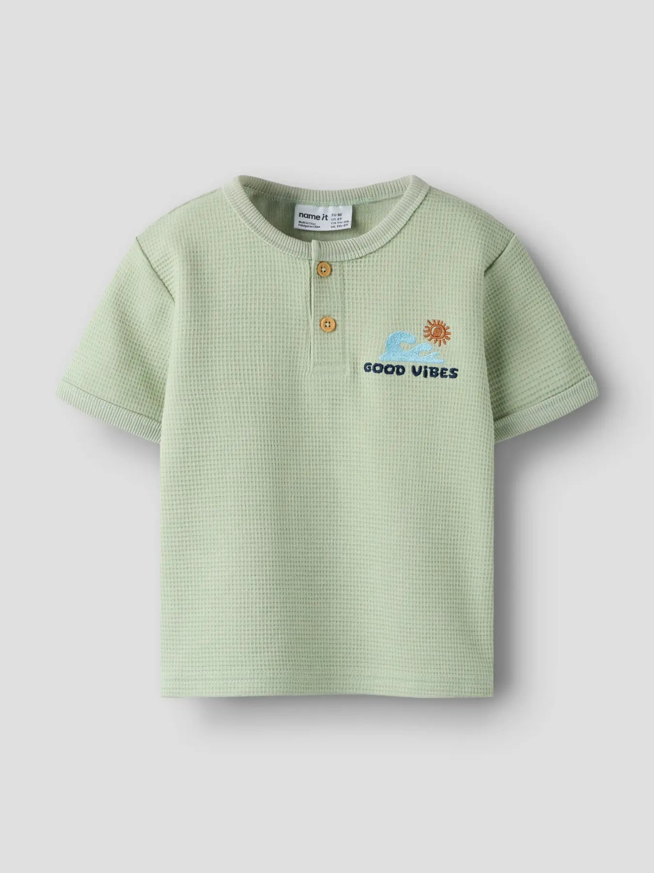 Name Waffle T-Shirt Good Vibes lindgrün