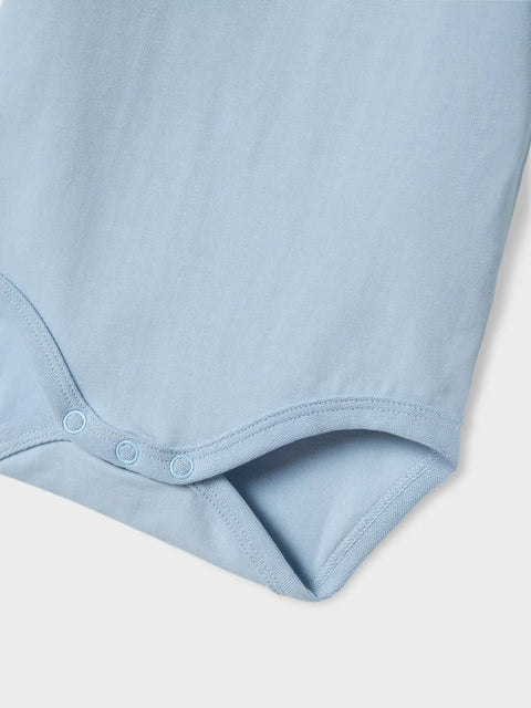 Name it kurzarm Body Dino himmelblau